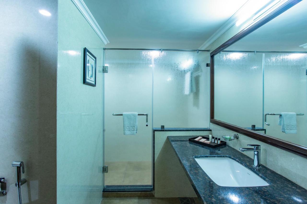 The Grand Regency Otel Rajkot Dış mekan fotoğraf