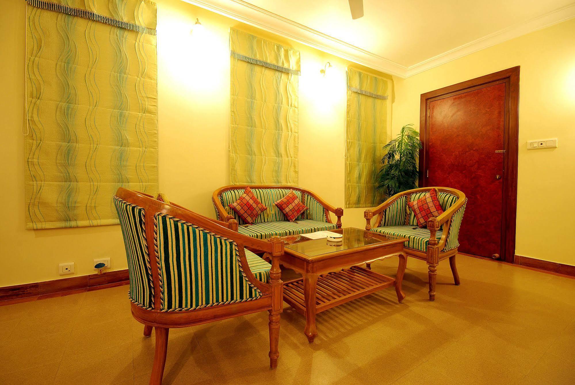 The Grand Regency Otel Rajkot Dış mekan fotoğraf